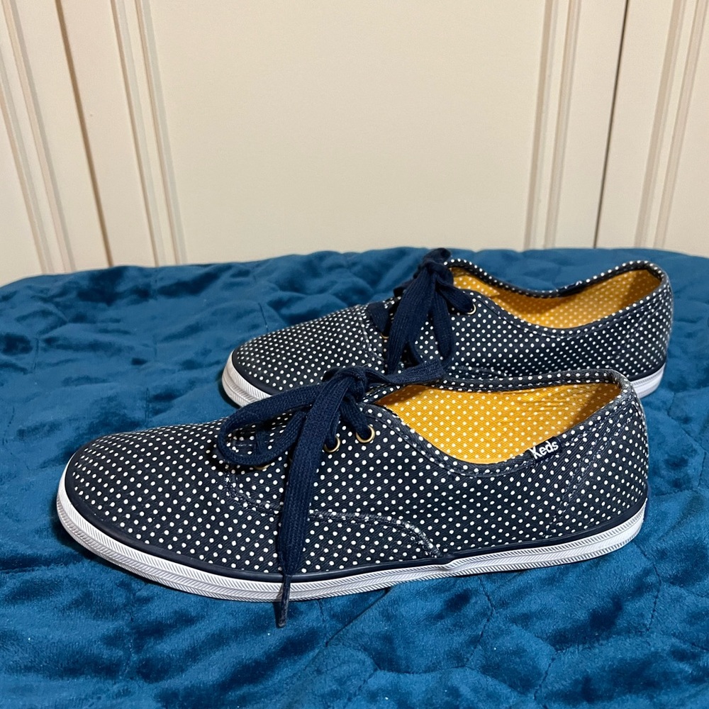Keds polka dot shoes